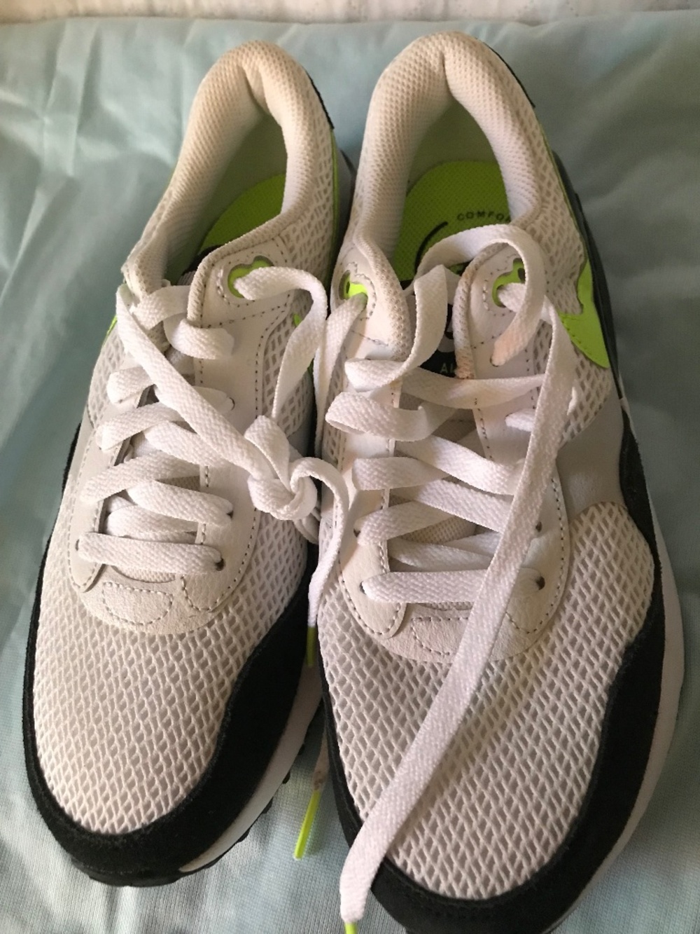 NIke Air Max EXCEE sneakers